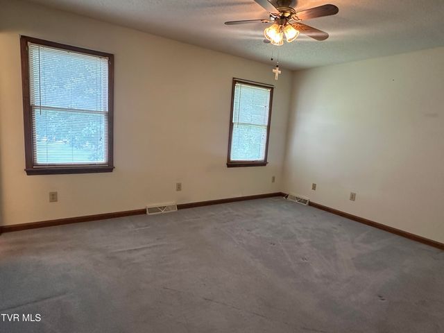 1726 Old Tusculum Road, Greeneville, TN 37745