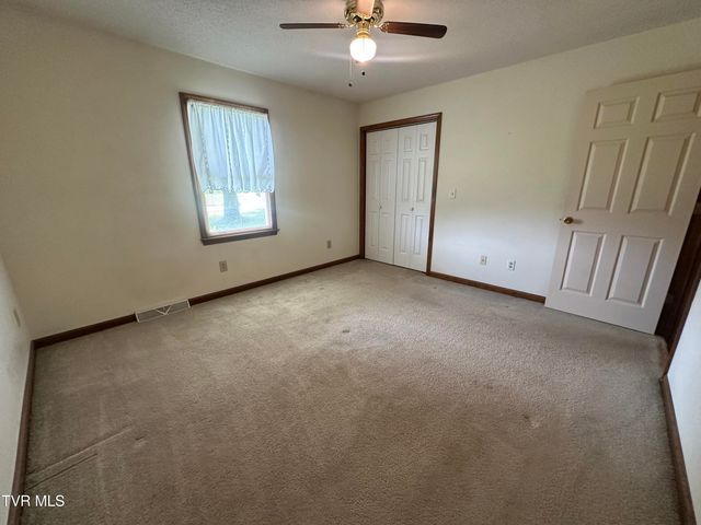 1726 Old Tusculum Road, Greeneville, TN 37745