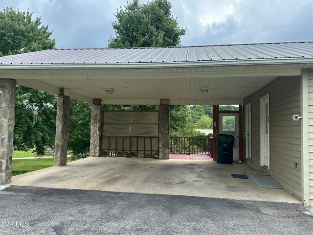 1726 Old Tusculum Road, Greeneville, TN 37745
