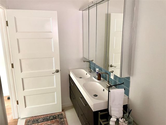 3208 Thompson ST, Austin, TX 78702