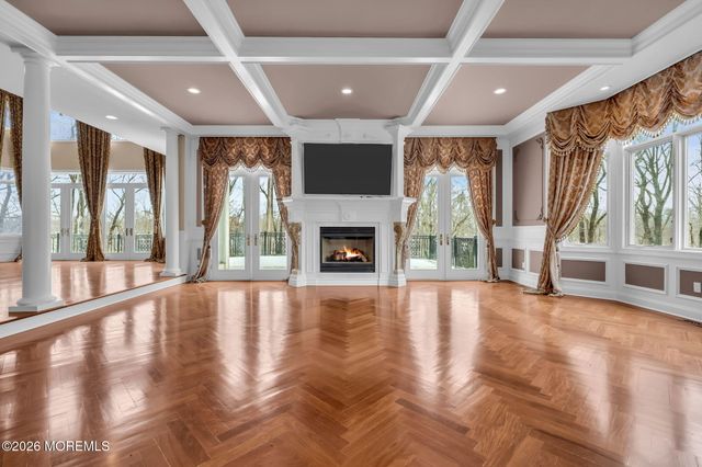 1 Embry Farm Road, Marlboro, NJ 07746