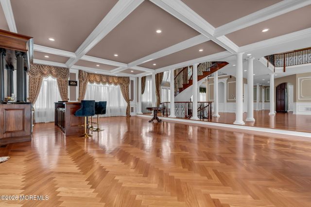 1 Embry Farm Road, Marlboro, NJ 07746