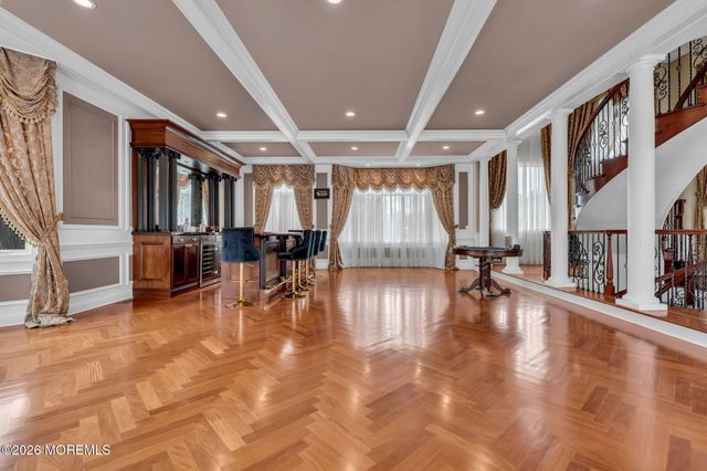 1 Embry Farm Road, Marlboro, NJ 07746