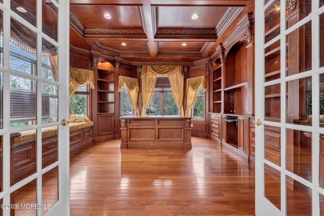 1 Embry Farm Road, Marlboro, NJ 07746