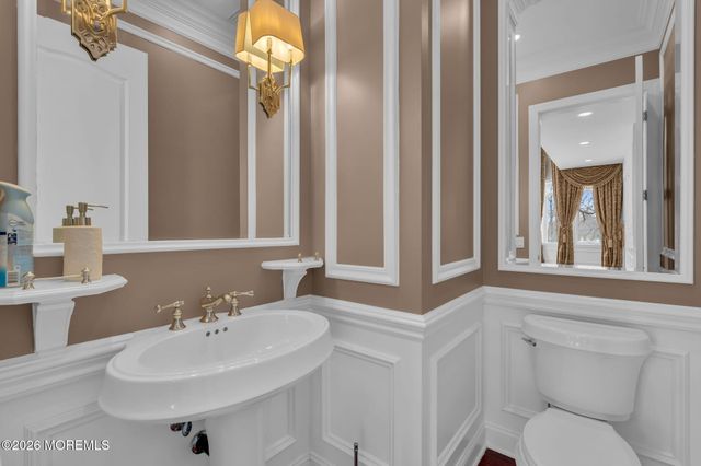 1 Embry Farm Road, Marlboro, NJ 07746