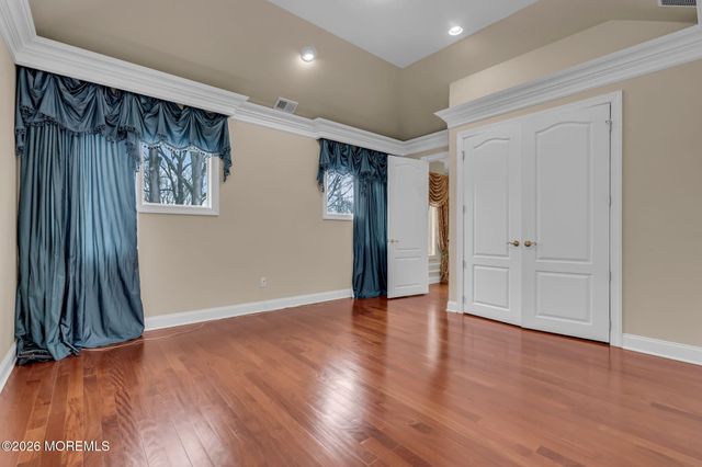 1 Embry Farm Road, Marlboro, NJ 07746