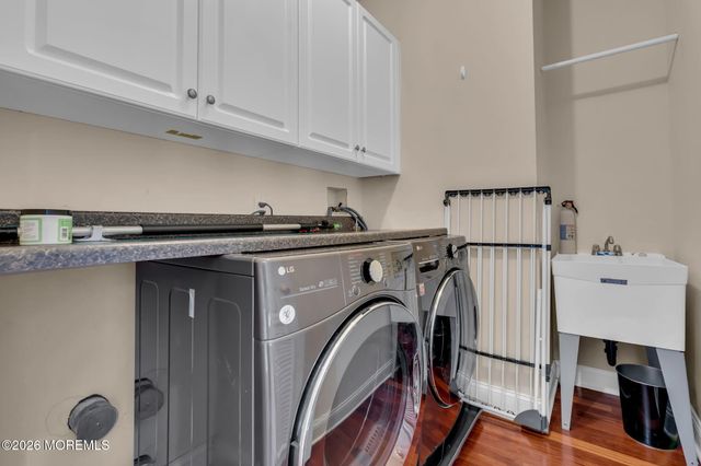 1 Embry Farm Road, Marlboro, NJ 07746