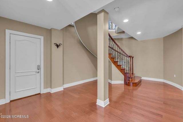 1 Embry Farm Road, Marlboro, NJ 07746