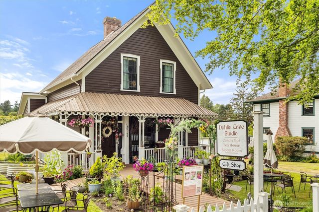 112 Margaret Street, Port Ludlow, WA 98365