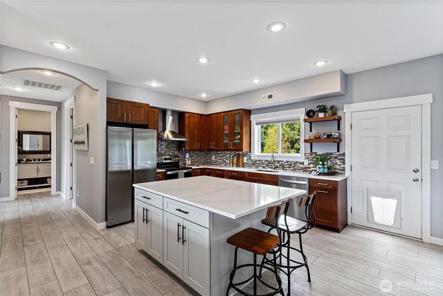 112 Margaret Street, Port Ludlow, WA 98365