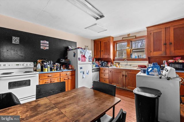 824 ELMWOOD ST, State College, PA 16801