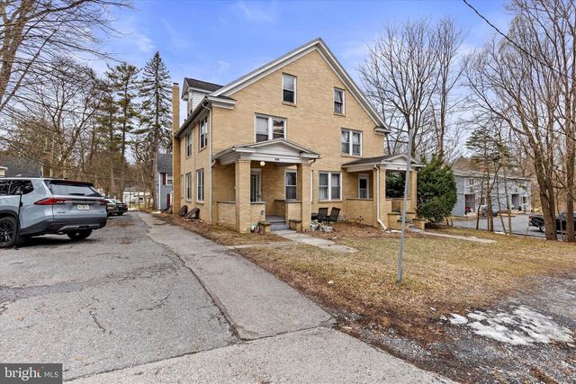 824 ELMWOOD ST, State College, PA 16801