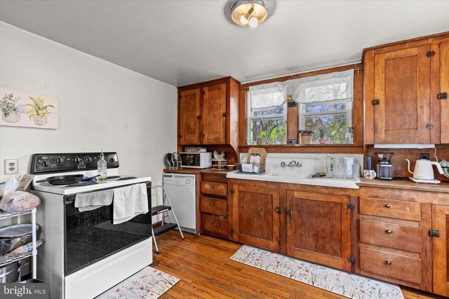 824 ELMWOOD ST, State College, PA 16801