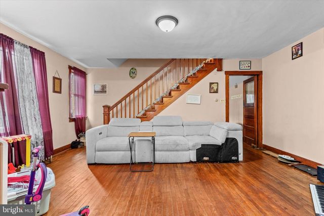 824 ELMWOOD ST, State College, PA 16801