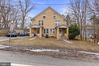 824 ELMWOOD ST, State College, PA 16801