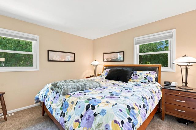 S58W29985 McFarlane ROAD, Mukwonago, WI 53149