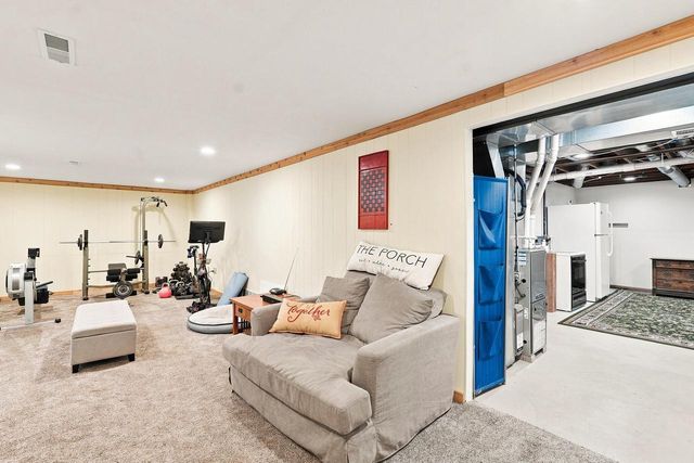 S58W29985 McFarlane ROAD, Mukwonago, WI 53149