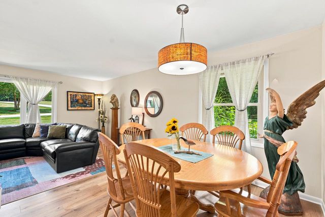 S58W29985 McFarlane ROAD, Mukwonago, WI 53149
