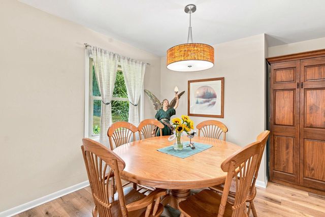 S58W29985 McFarlane ROAD, Mukwonago, WI 53149