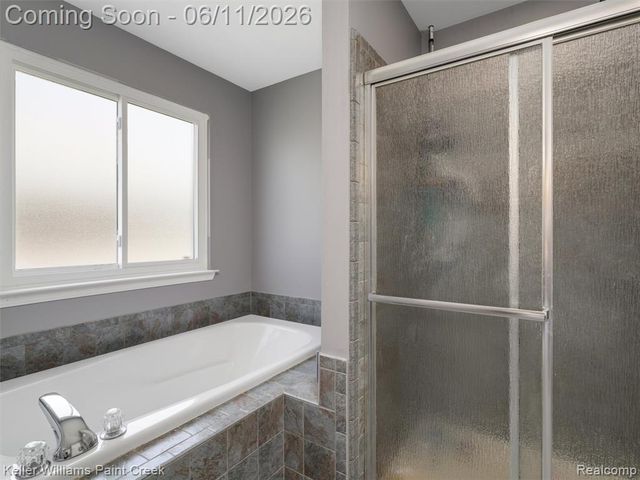 52359 Fox Pointe Drive, New Baltimore, MI 48047