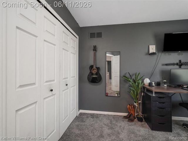 52359 Fox Pointe Drive, New Baltimore, MI 48047