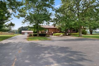 228 S 675 W, Hebron, IN 46341