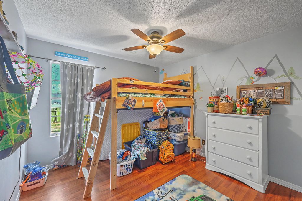 Image 16 of property listing at 148 Evergreen Magnolia Avenue, Goose Creek, SC 29445