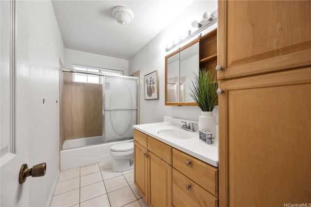 823 17th Avenue, Honolulu, HI 96816