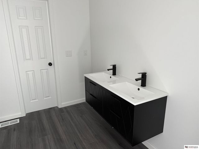 3309 Ohio Street, Omaha, NE 68111