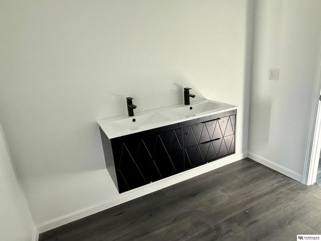 3309 Ohio Street, Omaha, NE 68111