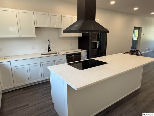 3309 Ohio Street, Omaha, NE 68111