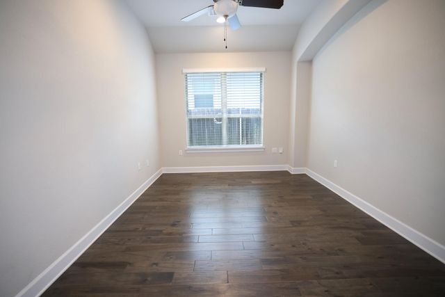 5301 Ponte Tresa DR, Austin, TX 78738