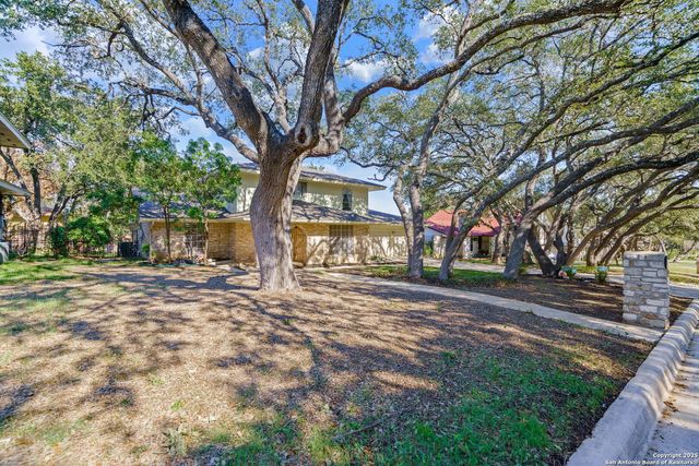 5422 Plantation Dr, San Antonio, TX 78230