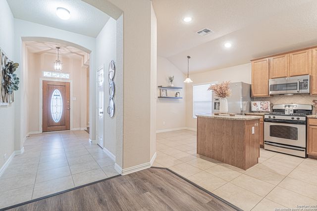 8722 JOGEVA WAY, San Antonio, TX 78251