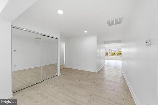 523 FRONT ST, Palmyra, NJ 08065