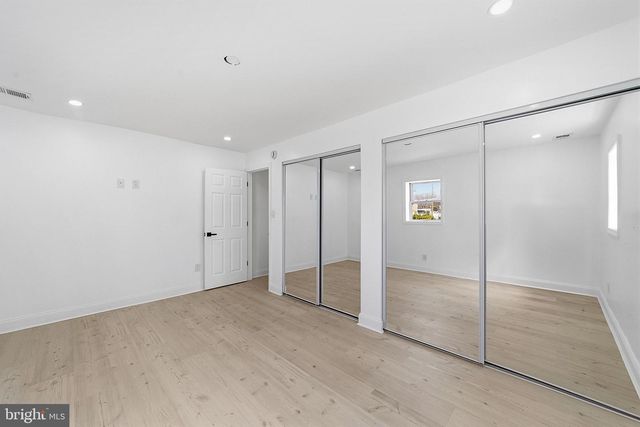 523 FRONT ST, Palmyra, NJ 08065