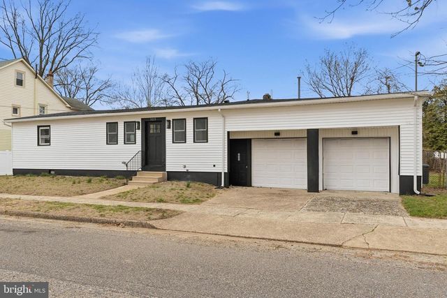 523 FRONT ST, Palmyra, NJ 08065