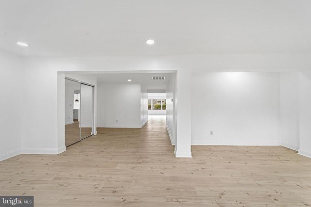 523 FRONT ST, Palmyra, NJ 08065