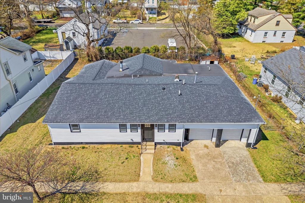 523 FRONT ST, Palmyra, NJ 08065