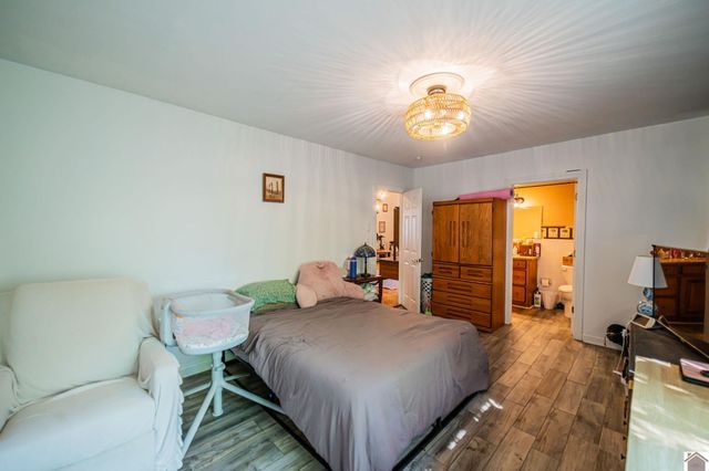 2458 Park Ave, Paducah, KY 42001