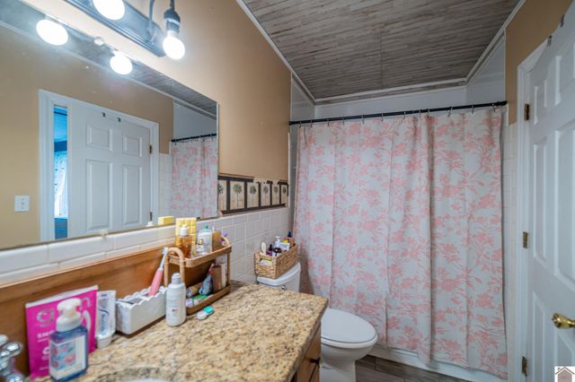 2458 Park Ave, Paducah, KY 42001