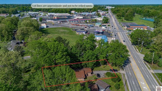 2458 Park Ave, Paducah, KY 42001