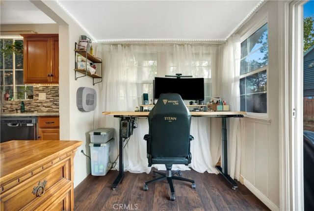 7417 Alabama Avenue, Canoga Park, CA 91303