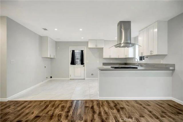 7417 Alabama Avenue, Canoga Park, CA 91303