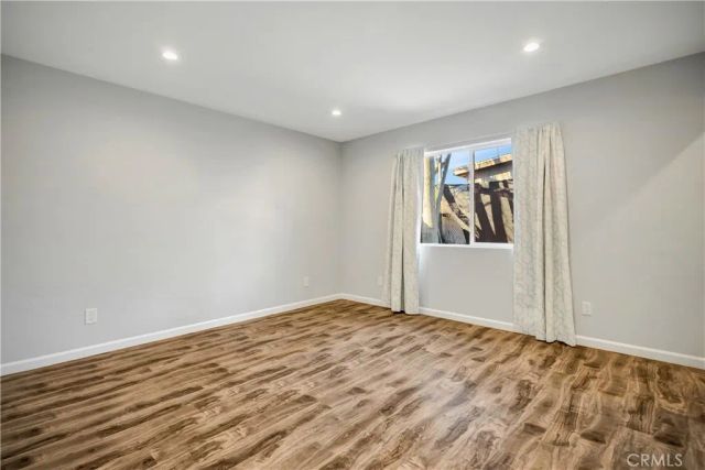 7417 Alabama Avenue, Canoga Park, CA 91303