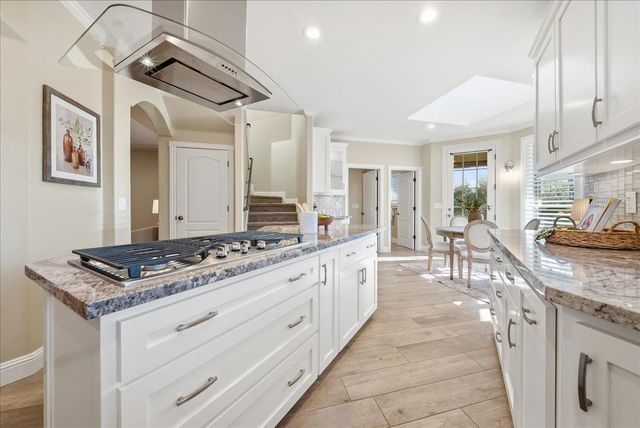 14495 Riva Ridge Cir, Auburn, CA 95602