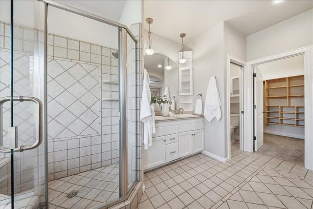 14495 Riva Ridge Cir, Auburn, CA 95602