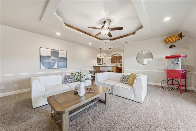 14495 Riva Ridge Cir, Auburn, CA 95602