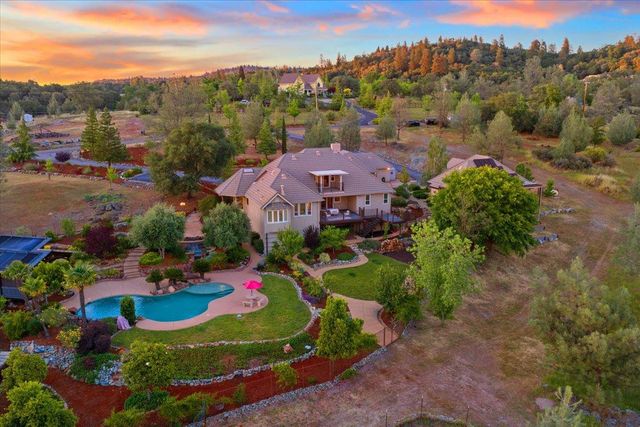14495 Riva Ridge Cir, Auburn, CA 95602