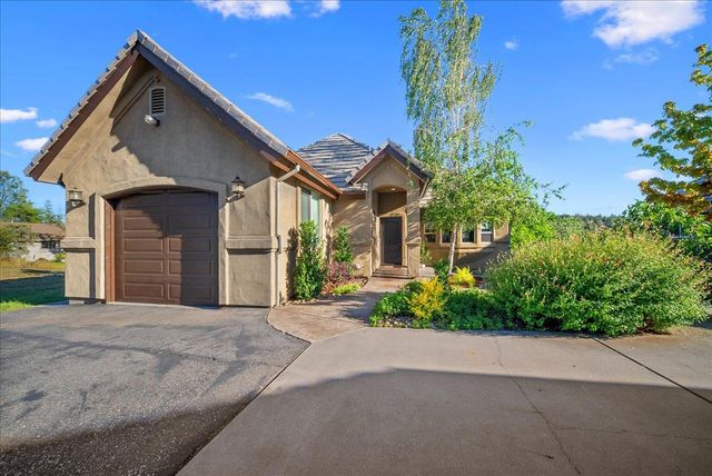 14495 Riva Ridge Cir, Auburn, CA 95602